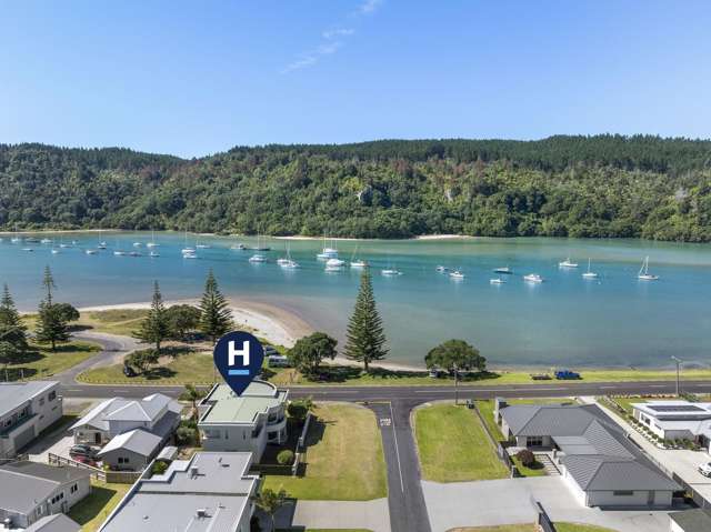 301 Beach Road Whangamata_3