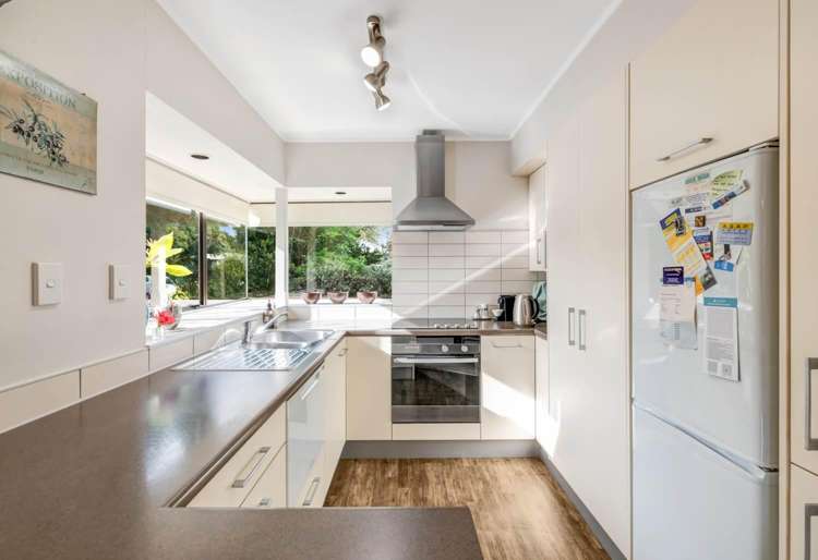 112A The Circle Manly_3