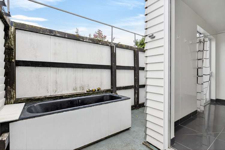 8 Parker Street Elgin_21