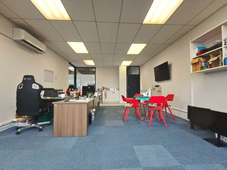 Unit 1/33 Waipareira Avenue Henderson_5