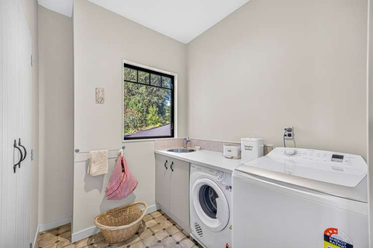 7 Montebello Avenue Stoke_16