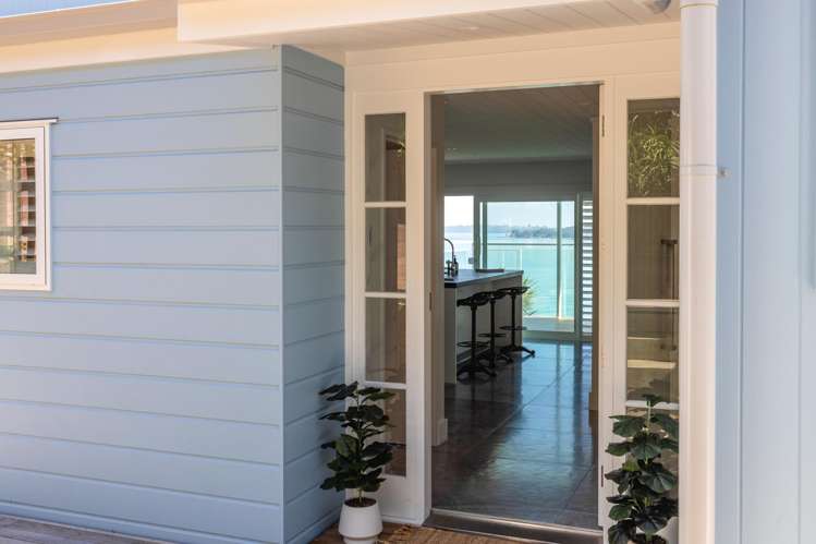 59 Kennedy Point Road Surfdale_34