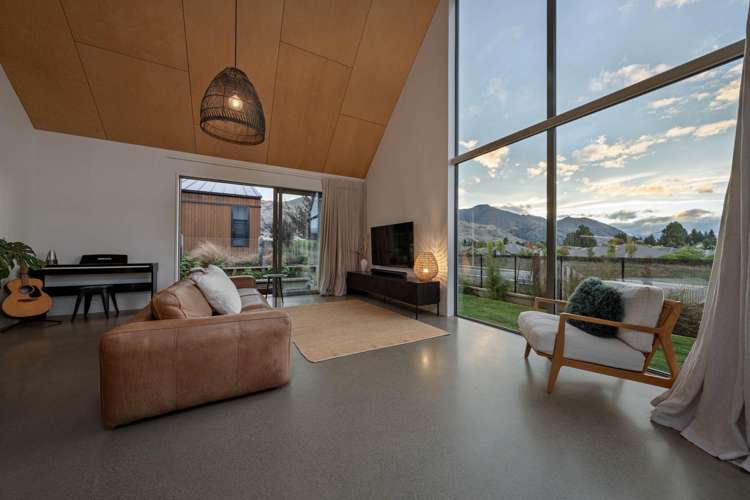 7 Campbell Road Wanaka_14