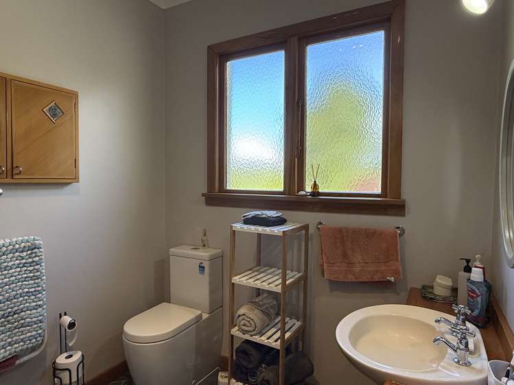 68 Allan Road Otautau_9