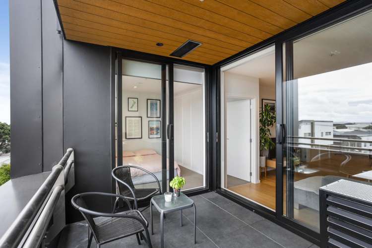 202/64 Victoria Street Onehunga_11