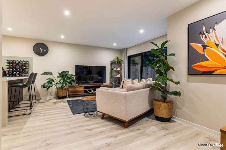 8 Tagish Way Orewa_12