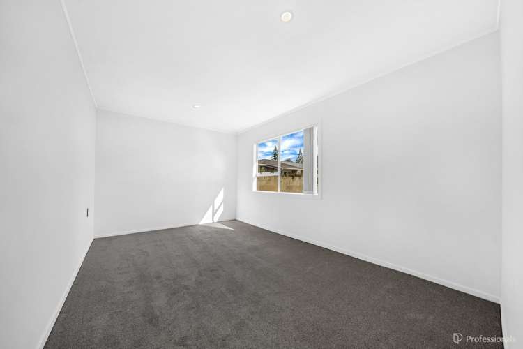 55 Sheehan Avenue Papakura_16