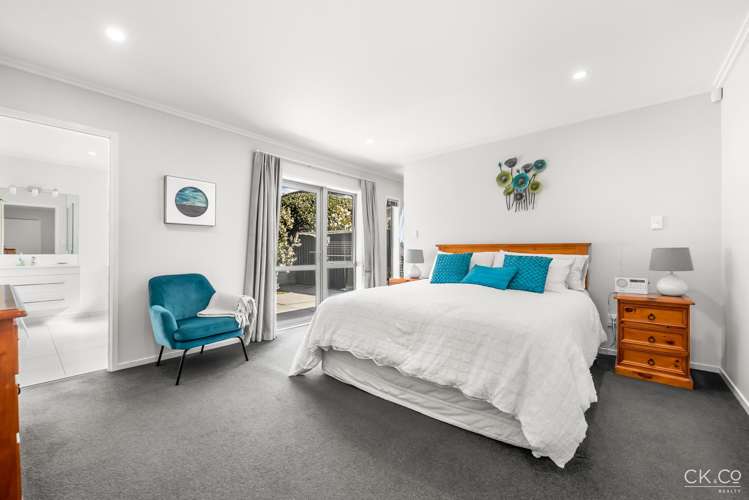 23 Ashington Road Silverstream_11