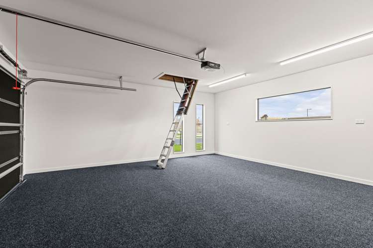 17 Knighton Drive West Melton_36