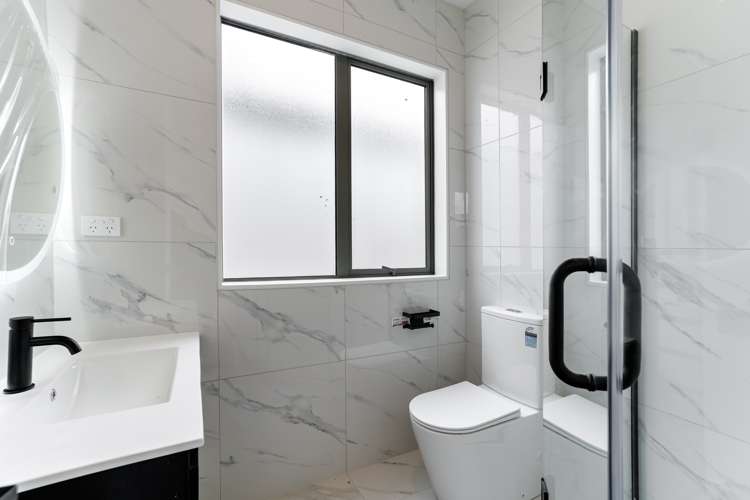 10 Taiororua Avenue Massey_13