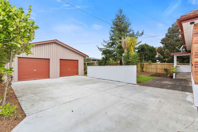 346 Glengarry Road Glen Eden_1