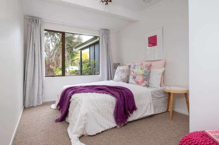 14 Kuku Street Te Awanga_13