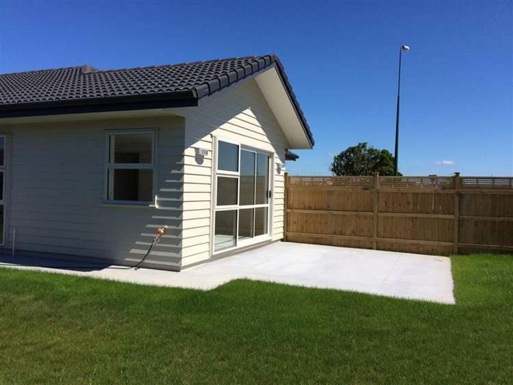 52 Turnberry Drive Wattle Downs_14