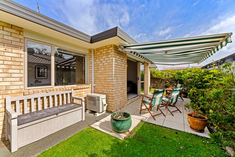 2a Laurie Street Red Beach_5