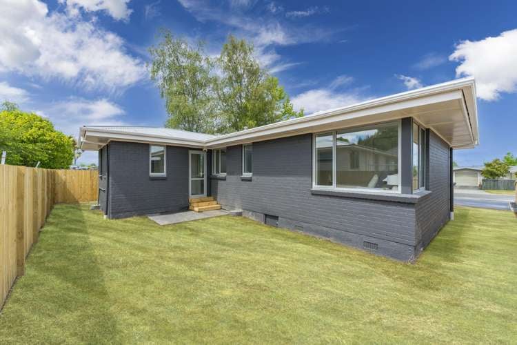 9 Matipo Street Taupo_23