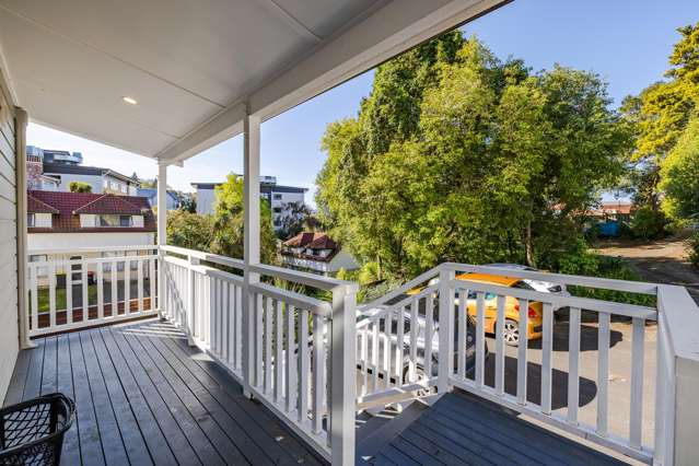 Renovated, Consented, Compliant, 8.1% return.