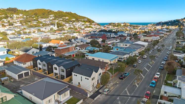 21 Derwent Street (8 x finished homes) Island Bay_15