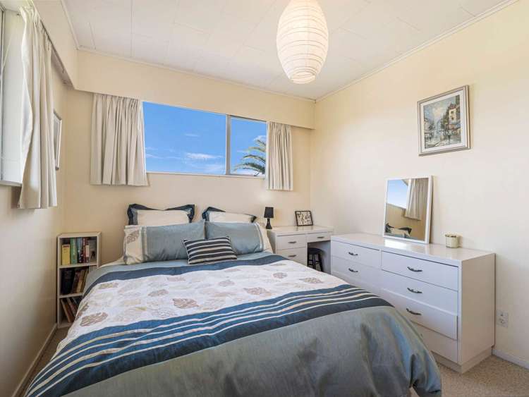 5 Exeter Crescent Springvale_16