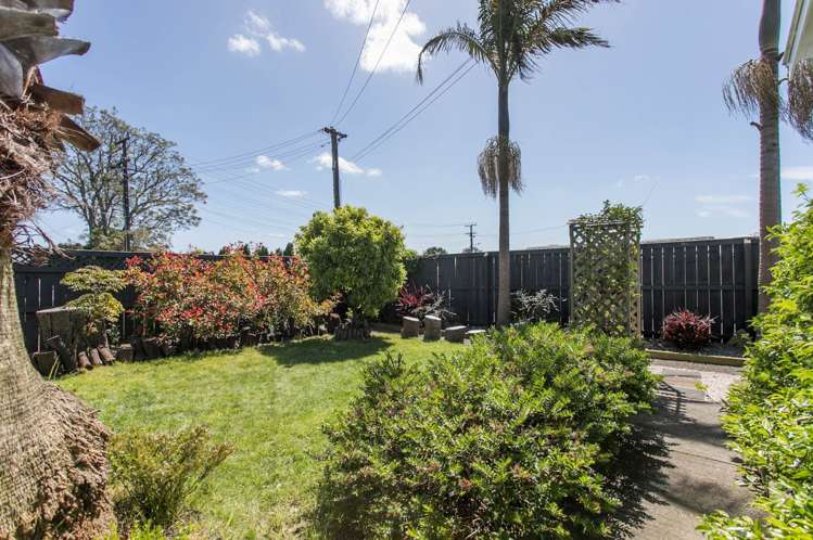 1/6 Kelvin Road Papakura_16