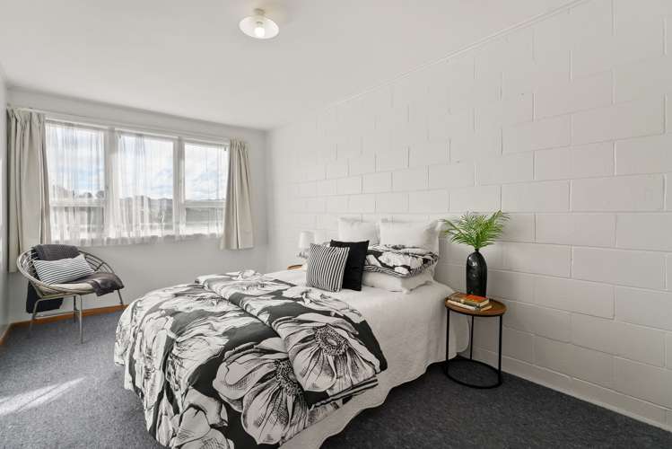 70-72 Waihemo Street Waitangirua_8