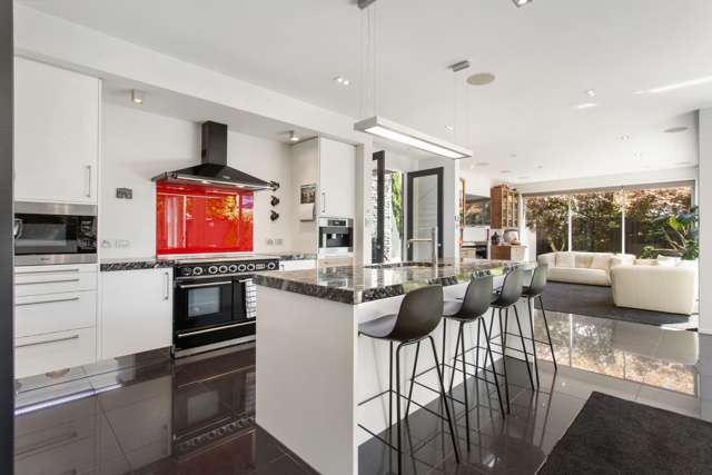 54 Office Road Merivale_2