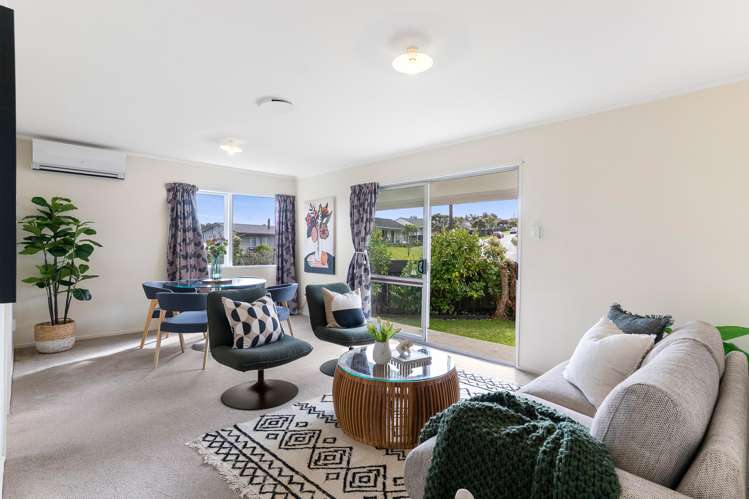 2 Ladbrooke Drive_1