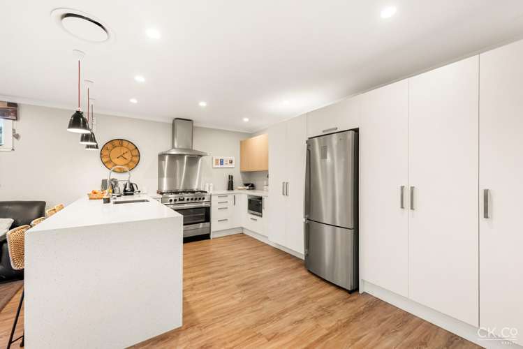 39 Cudby Street Woburn_4