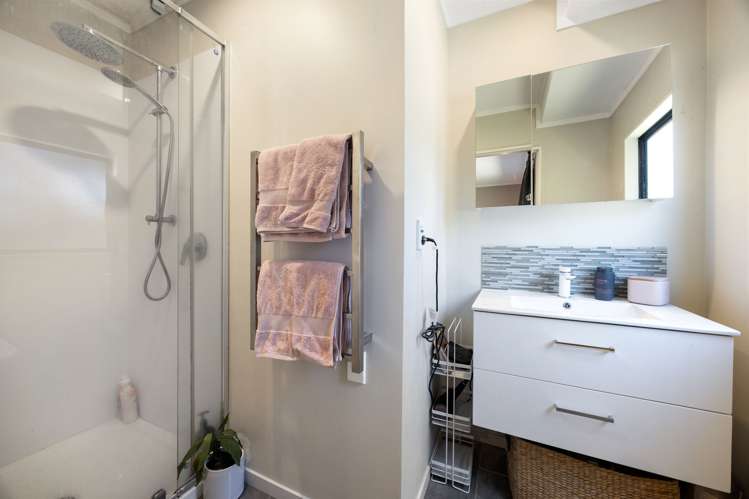 28 Bouverie Crescent Flagstaff_18