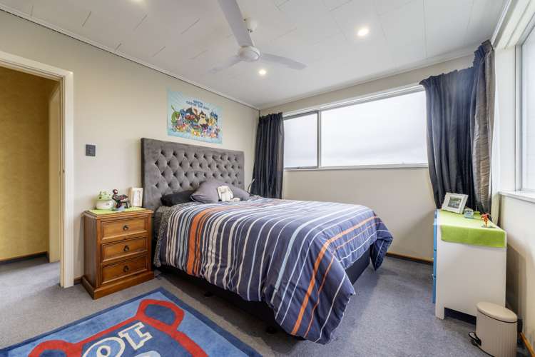 17 Miro Street Glenwood_14