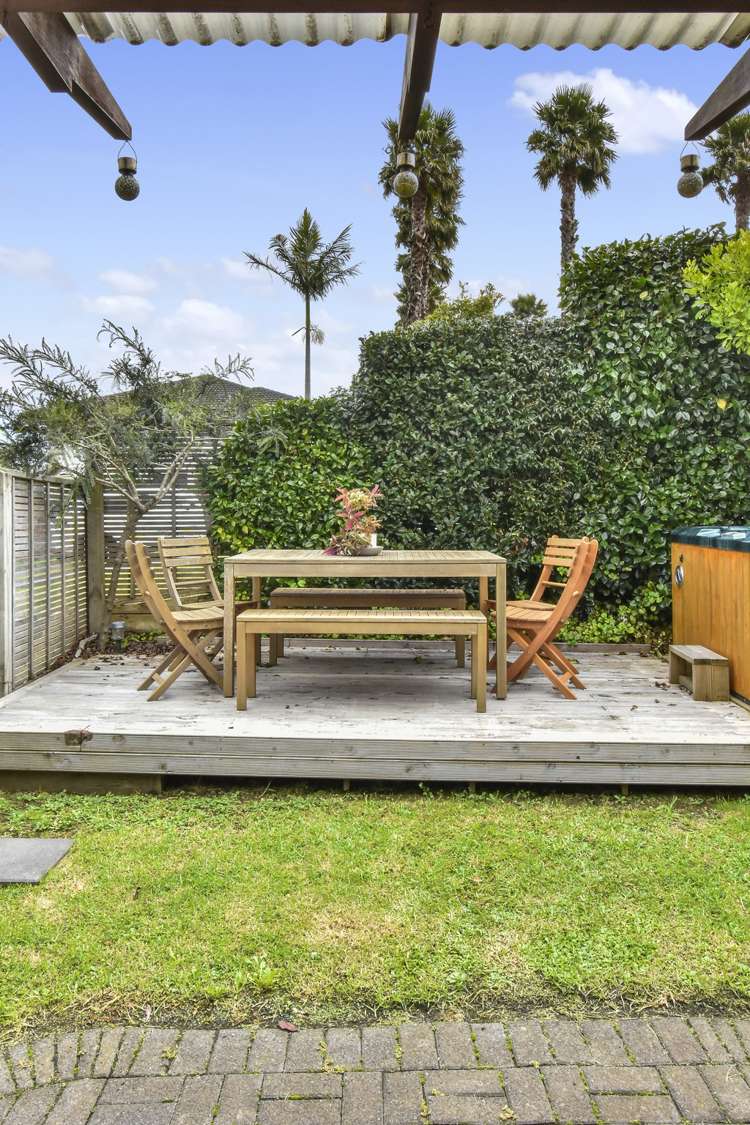 1/65 Ribbonwood Crescent Goodwood Heights_5