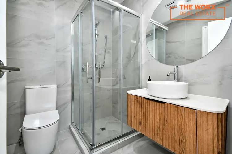 4 & 6/32 Beaumonts Way Manurewa_7