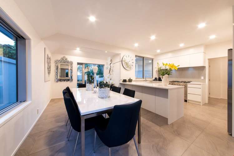 21 Seacliffe Avenue Belmont_11