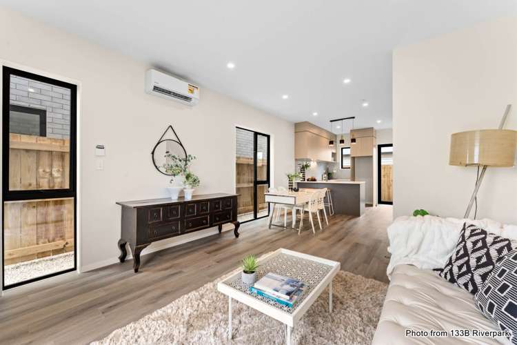 133D Riverpark Crescent Henderson_3