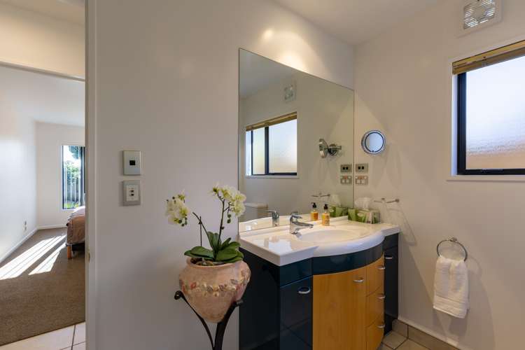 8 Di Pierri Way The Wood_20