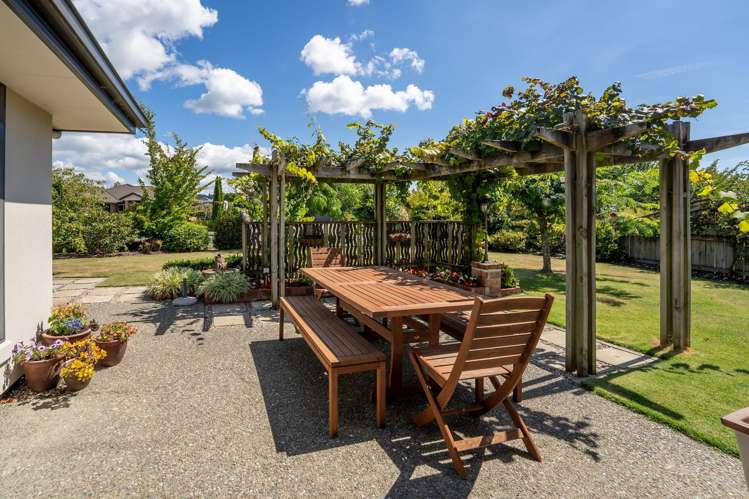 38 Hollybush Drive Brightwater_13