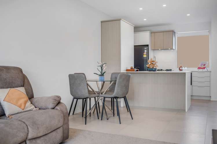 16 Rorida Lane Flat Bush_24