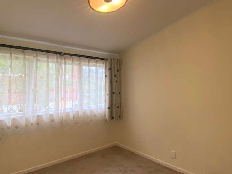 575 East Coast Road Browns Bay_5