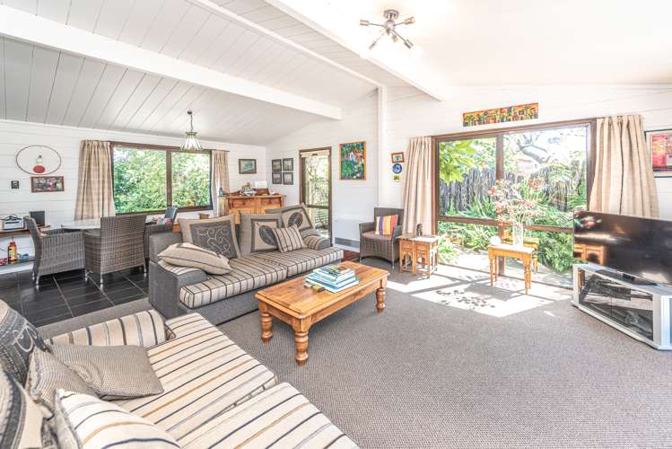 156 Great North Road Otamatea_10