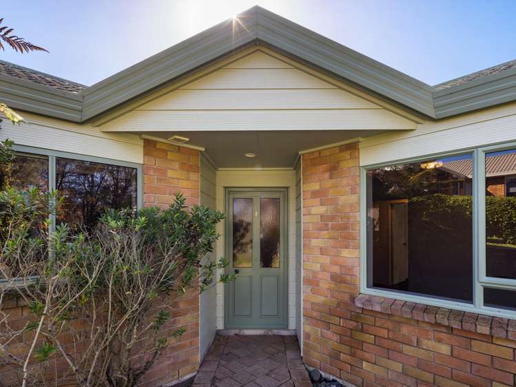 20 John Webb Drive Glenview_23