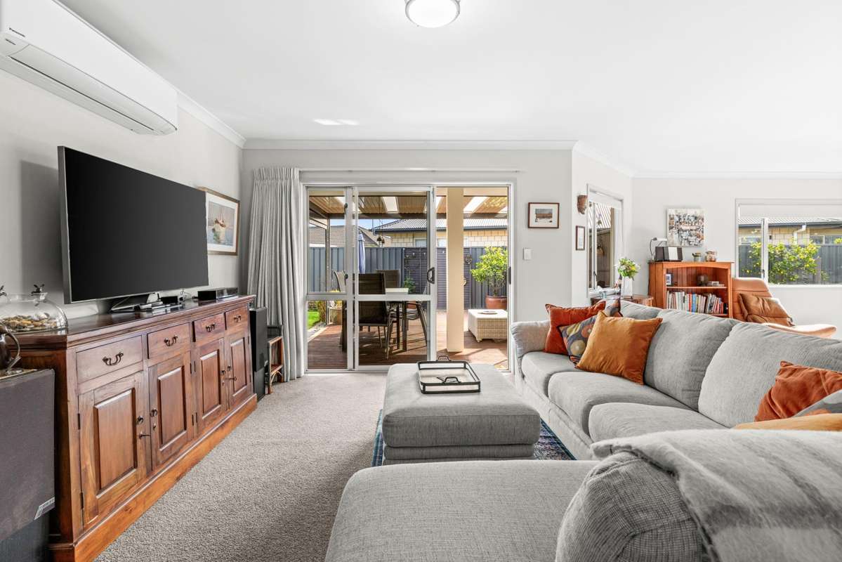 19 Pania Place_3