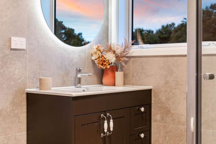 9 Waimaru Lane Orewa_15