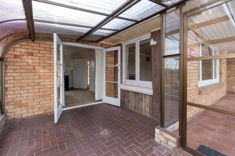 22 Coleridge Drive Enderley_13