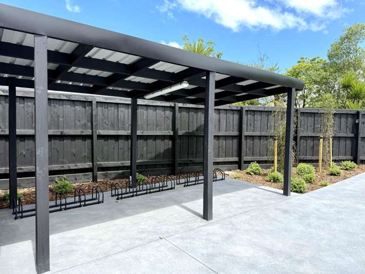  6/90 Holly Road Saint Albans_17