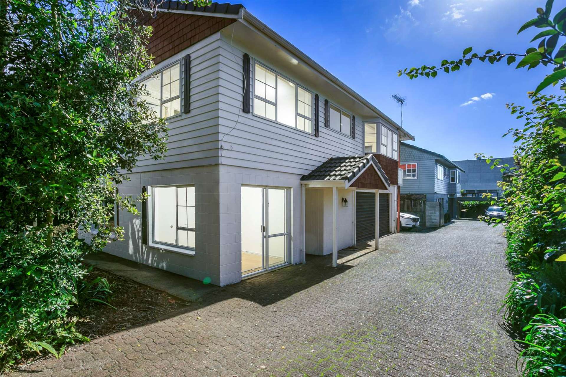 2/7 Campbell Road Takapuna_0