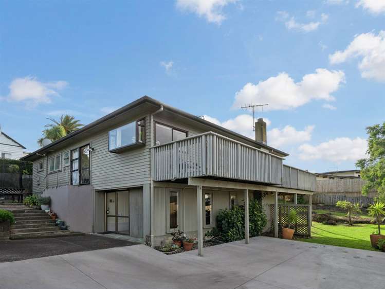 5 Riverhills Avenue Pakuranga Heights_10