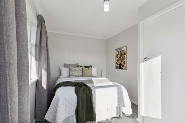 3 Grenfell Drive Karori_13