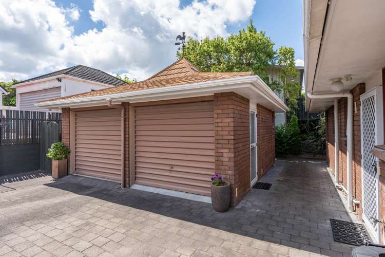 1 Te Hatepe Avenue Taupo_16