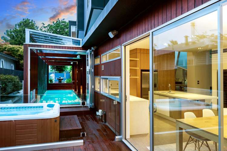 53 Hawthorne Street Strowan_14