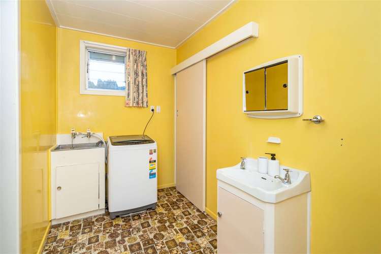 30 Selwyn Street North East Valley_11