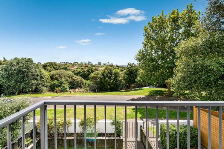 2/27 Kellaway Drive East Tamaki_7